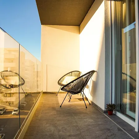 Apartman Stefani - Balcony & Free Private Garage Parking