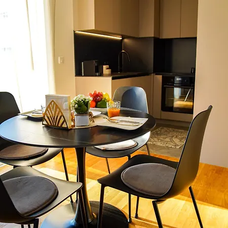 Stefani - Balcony & Free Private Garage Parking Zadar